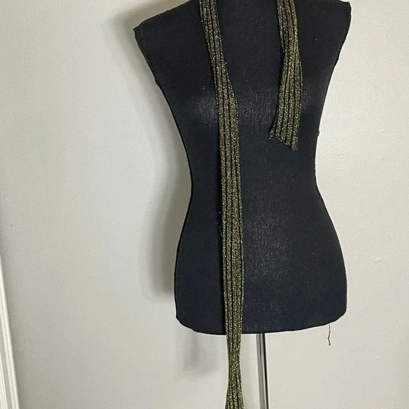 black and gold striped scarf with a boho vibe - Picture 2 of 4